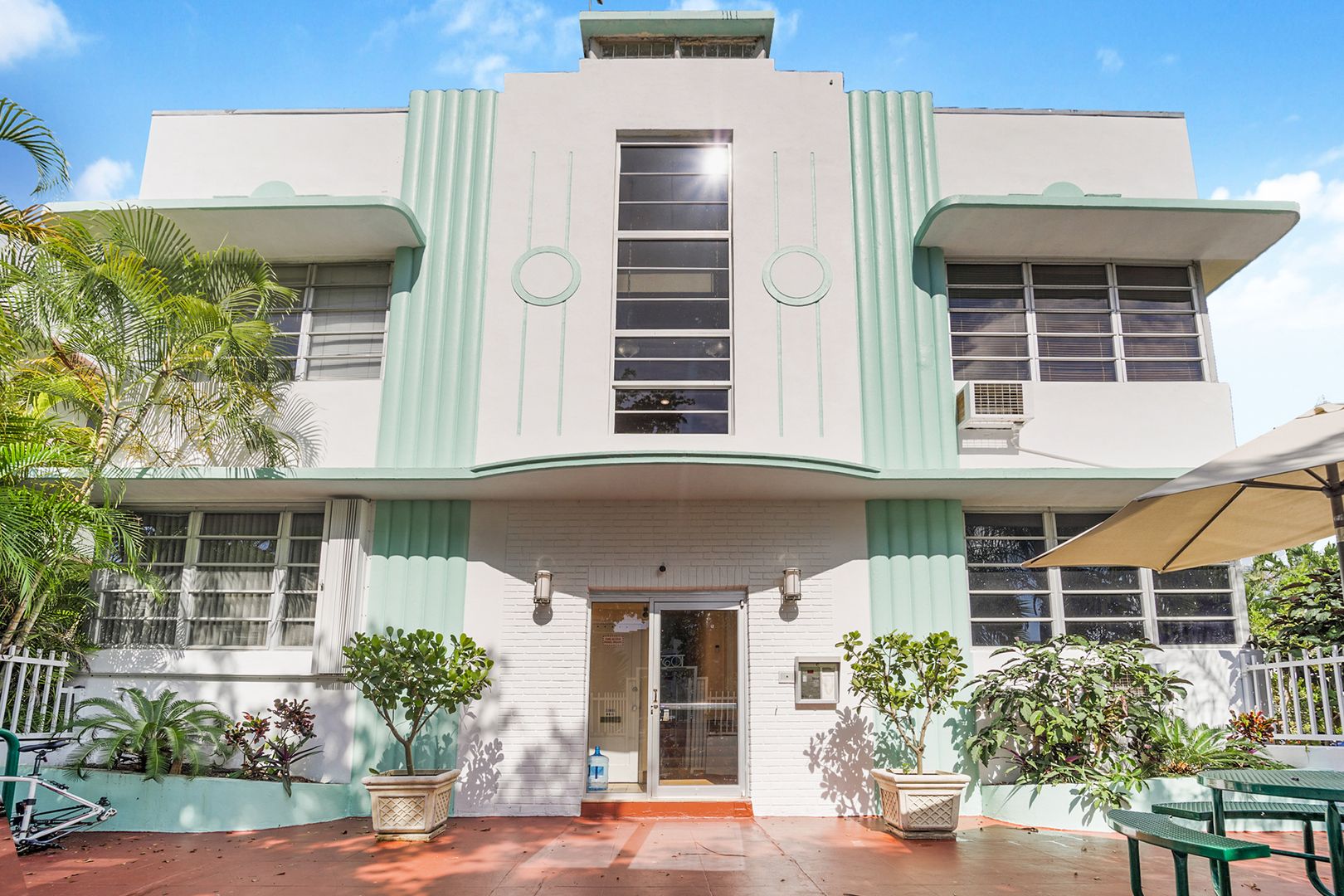 Miami Beach Condo: 760 Jefferson Ave #14