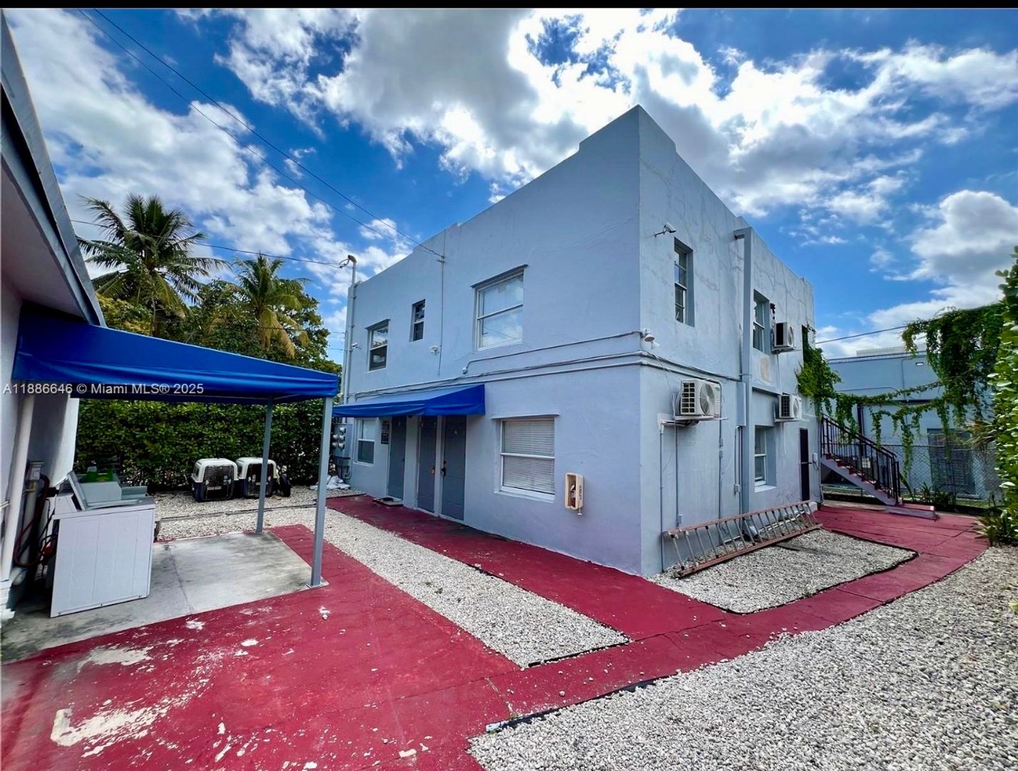 Miami Apartment: 548 NW 30 ST