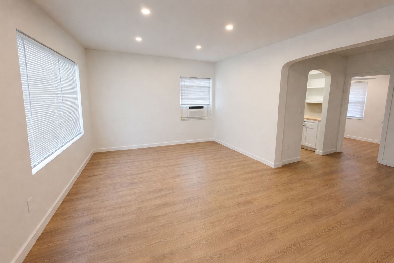 Miami Apartment: 255 NW 32nd Street