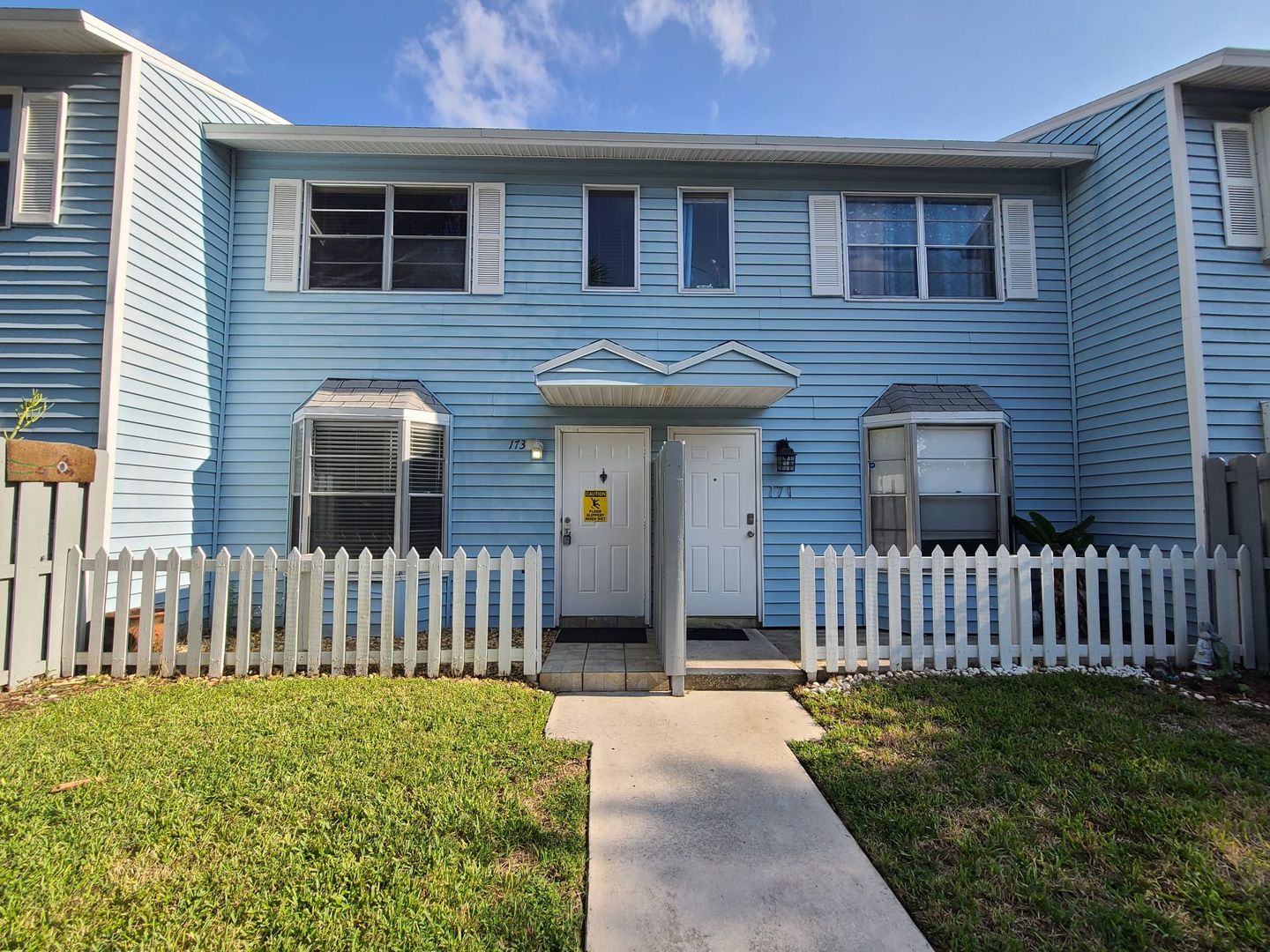 Pompano Beach Townhome: 173 SW 3 ST