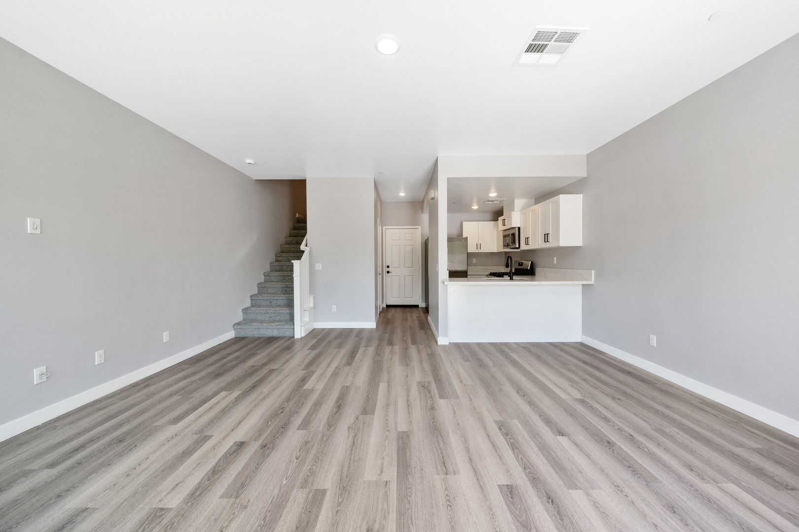 Chino Hills Apartment: 15447 Pomona Rincon Rd,