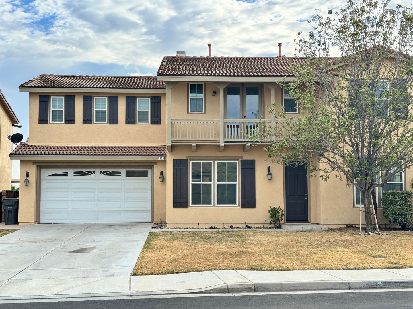 Eastvale House: 6855 Edinburgh Rd