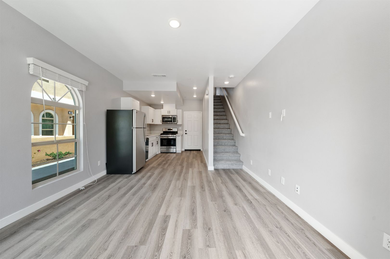 Chino Hills Apartment: 15447 Pomona Rincon Rd,