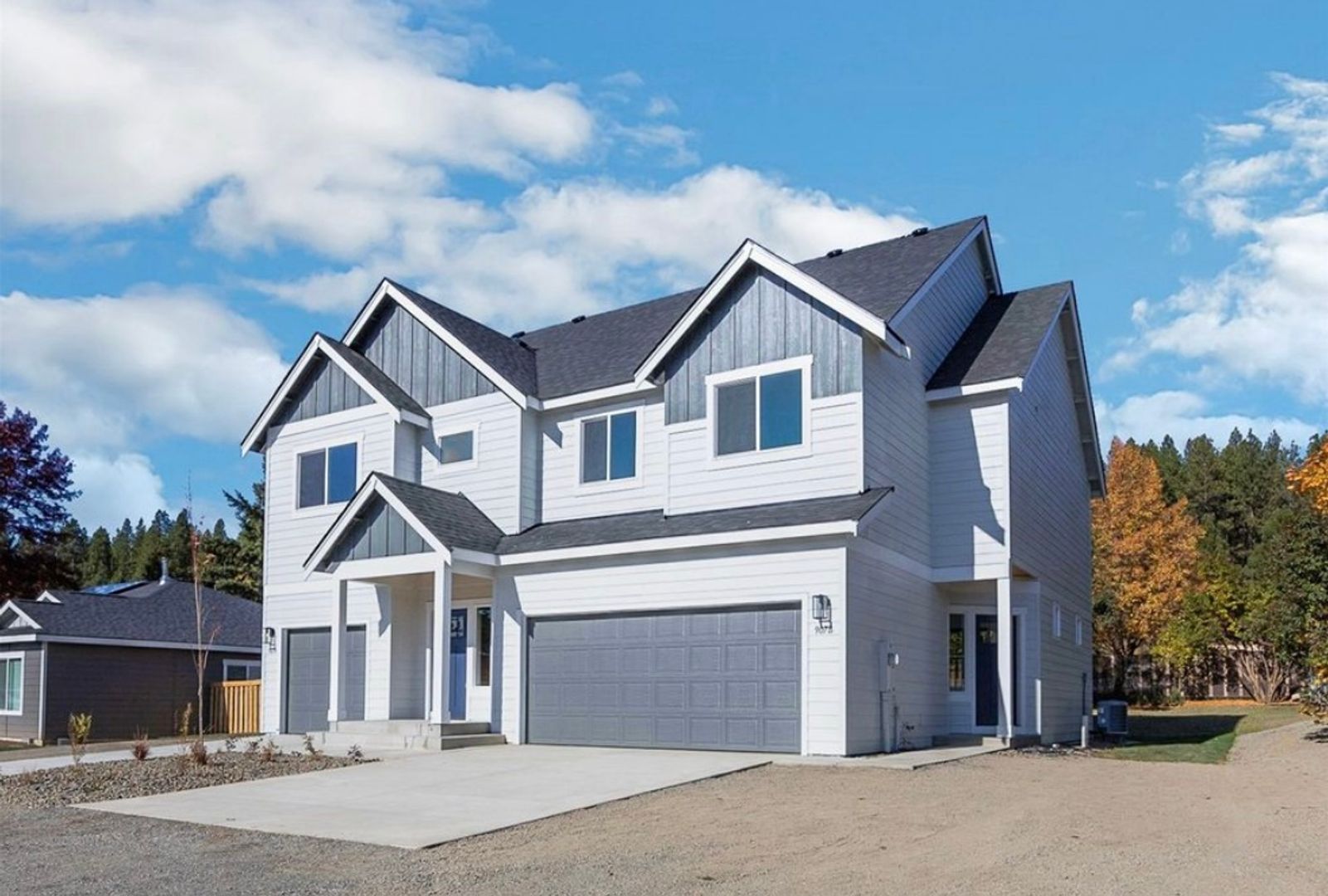 Cle Elum Townhome: 907 E Fourth St