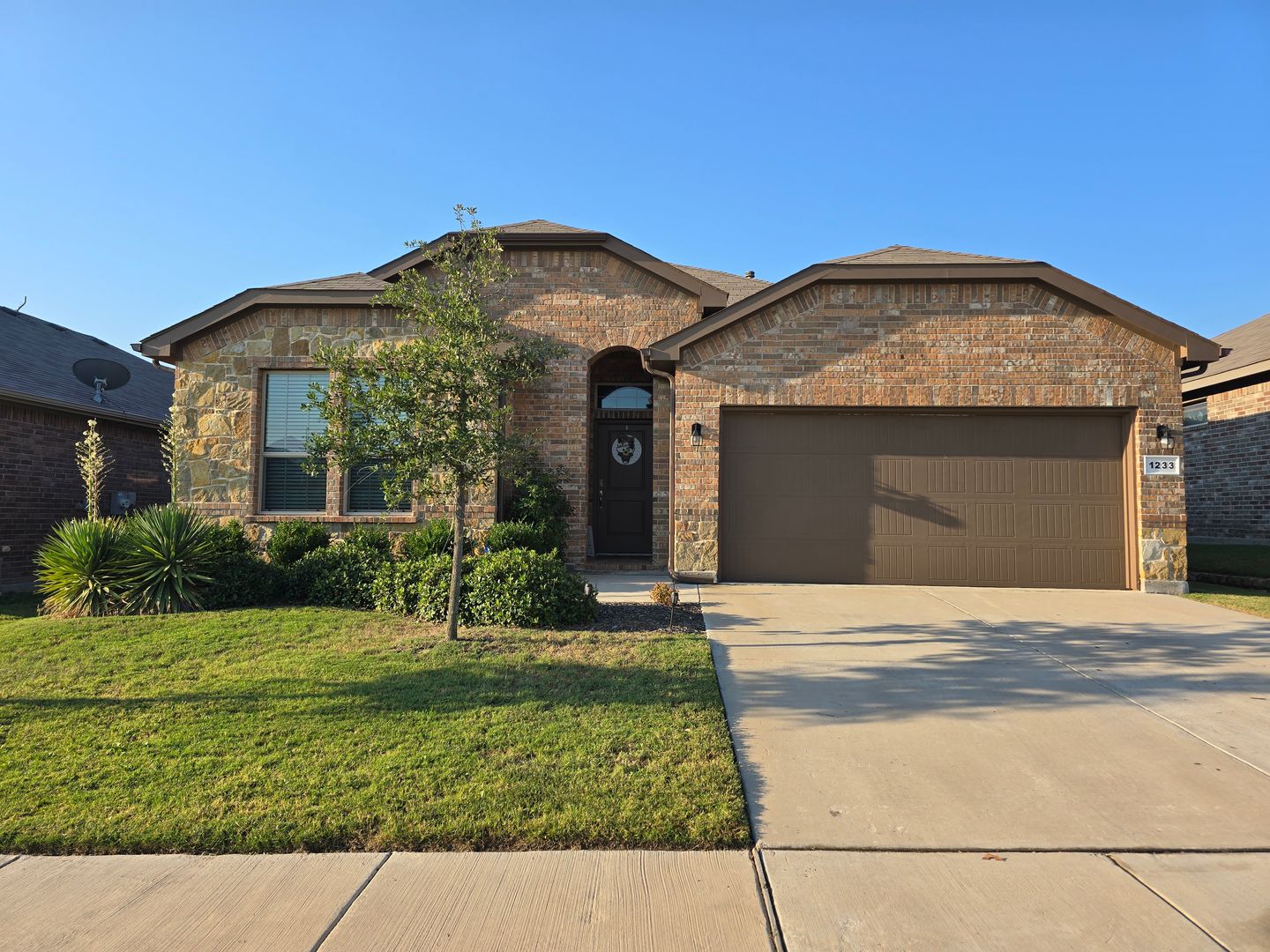 Weatherford House: 1233 Bosque Lane