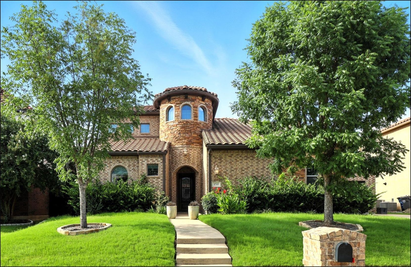 Keller House: 1733 Adalina Dr