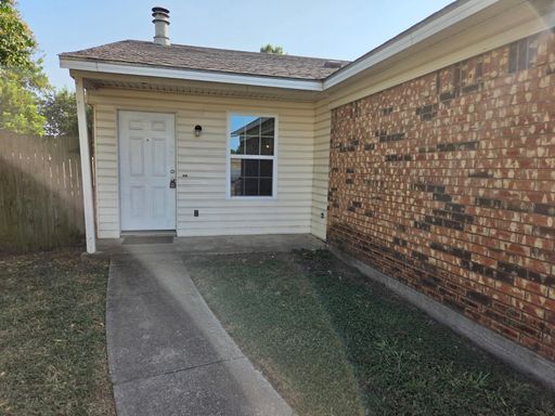 7326 NE Loop 820, North Richland Hills, Texas 76180 – photo 1