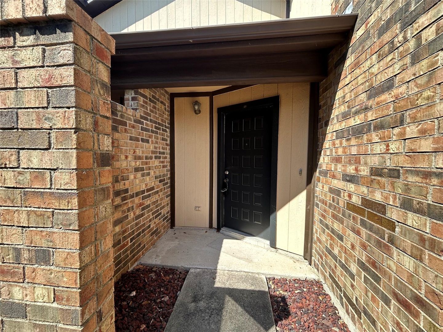 Dallas House: 3910 Saint Christopher Ln