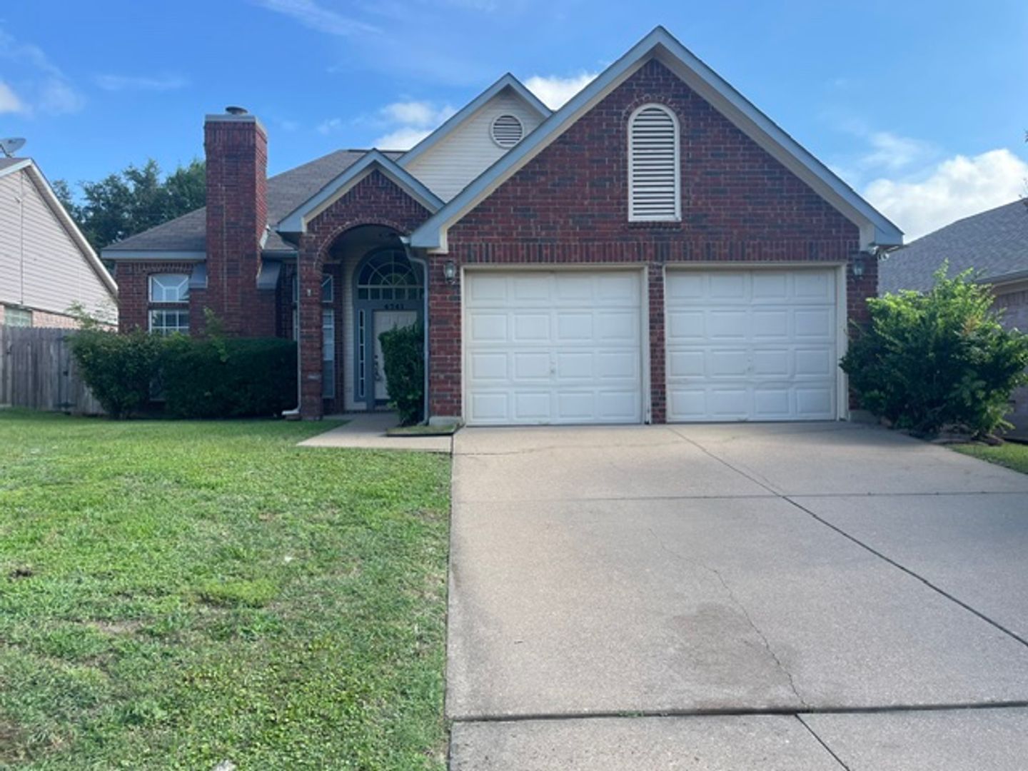 Fort Worth House: 4741 Birchbend Lane