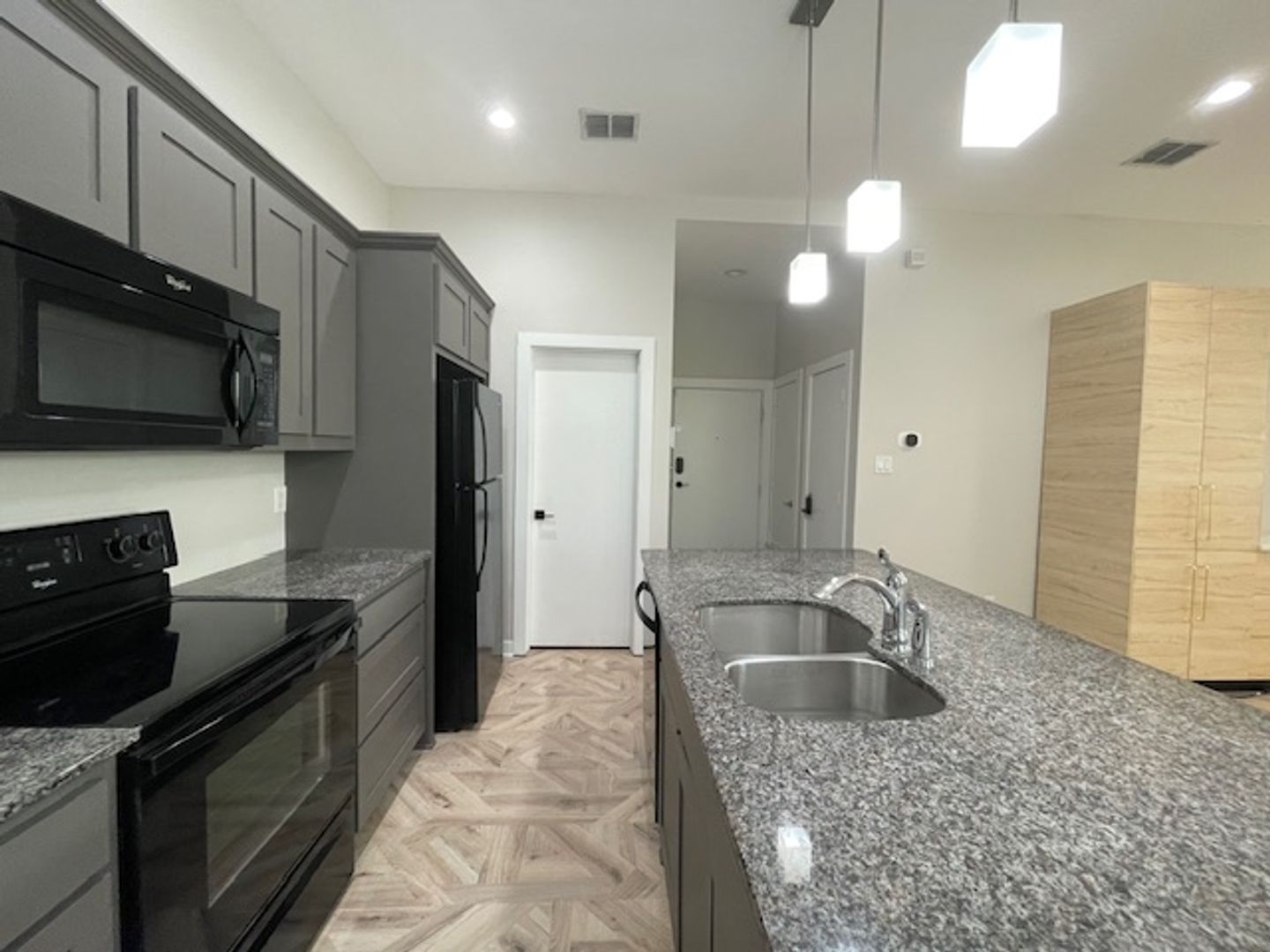 Fort Worth House: 622 Hemphill St, Unit B