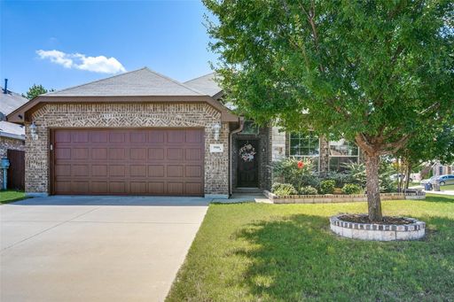 5900 Shiner Dr – photo 1