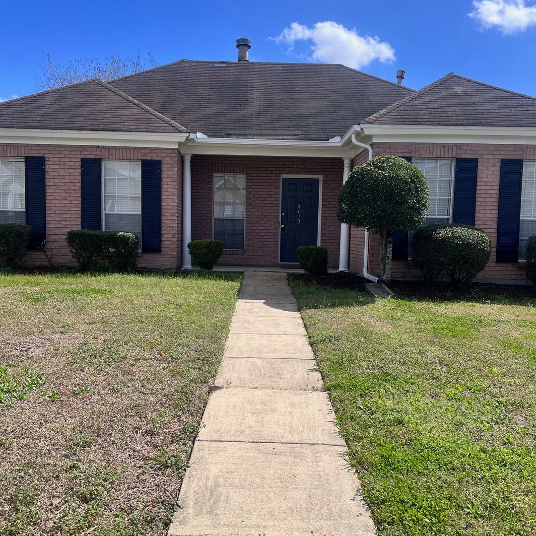 Montgomery House: 4613 Harvest Way