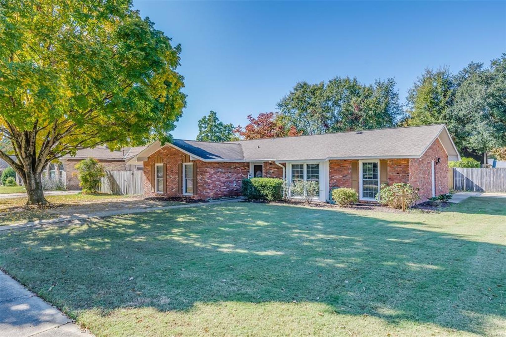 Montgomery House: 200 Davors Drive