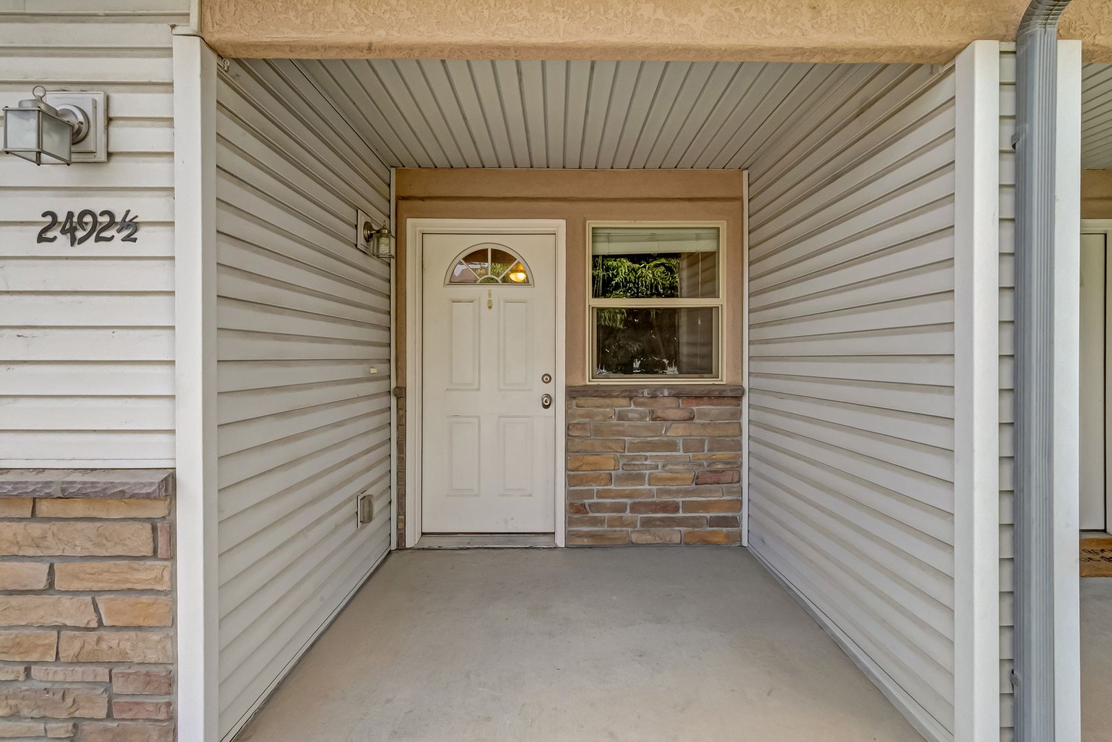 2492 1/2 Brookwillow Loop 3 of 12