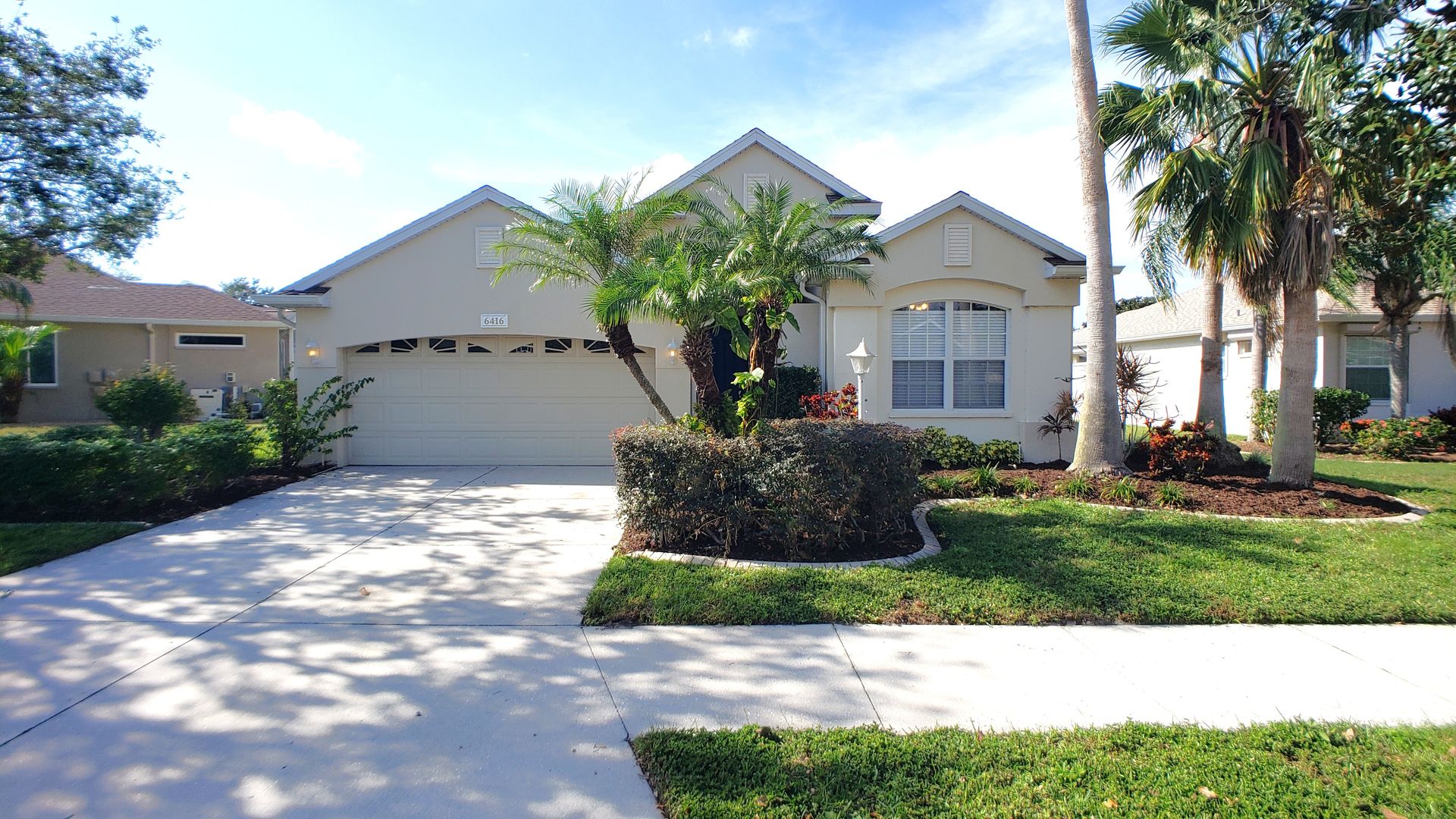 Bradenton House: 6416 68th Street E.