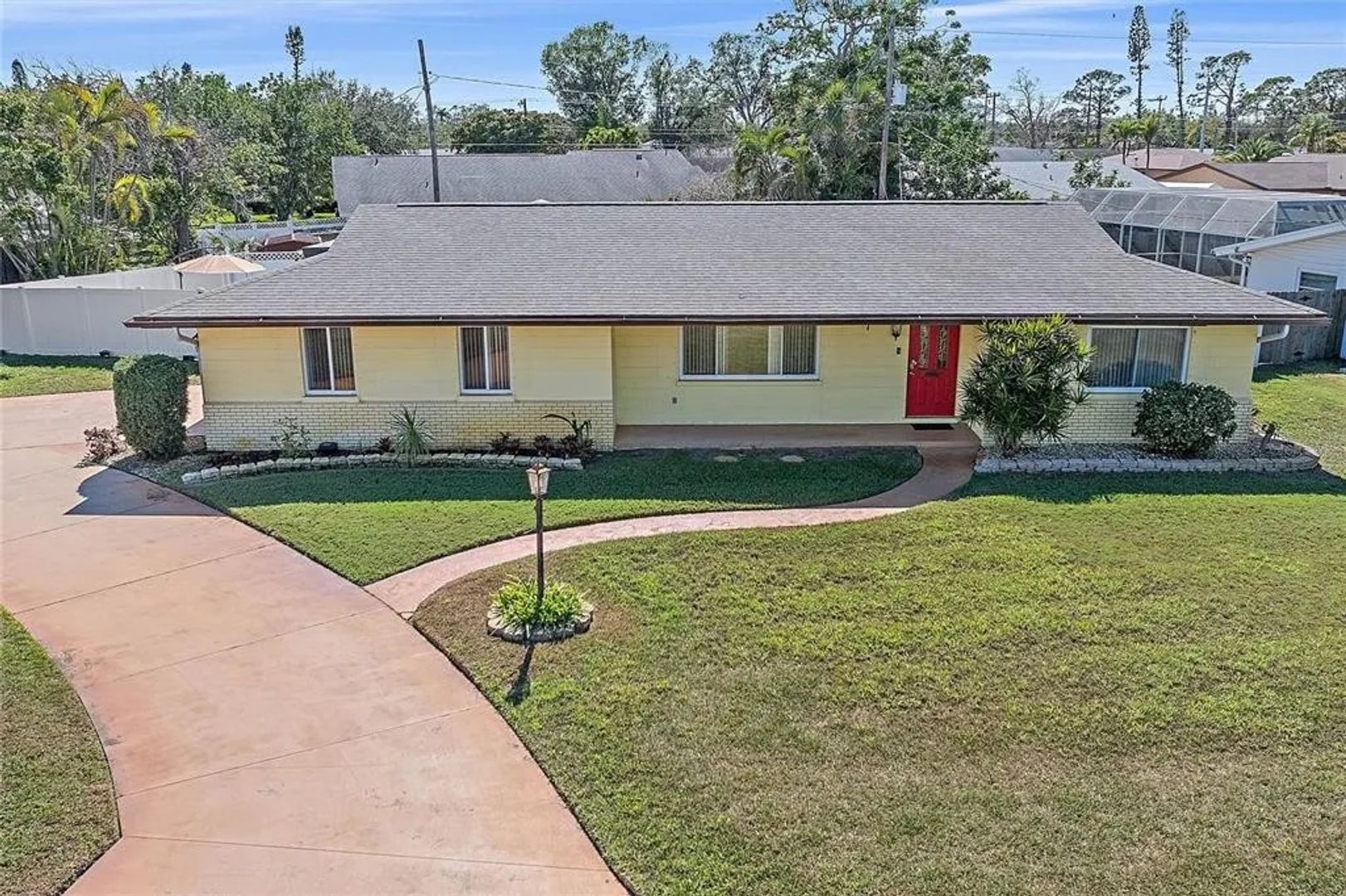 Bradenton House: 4201 18th Ave. W.