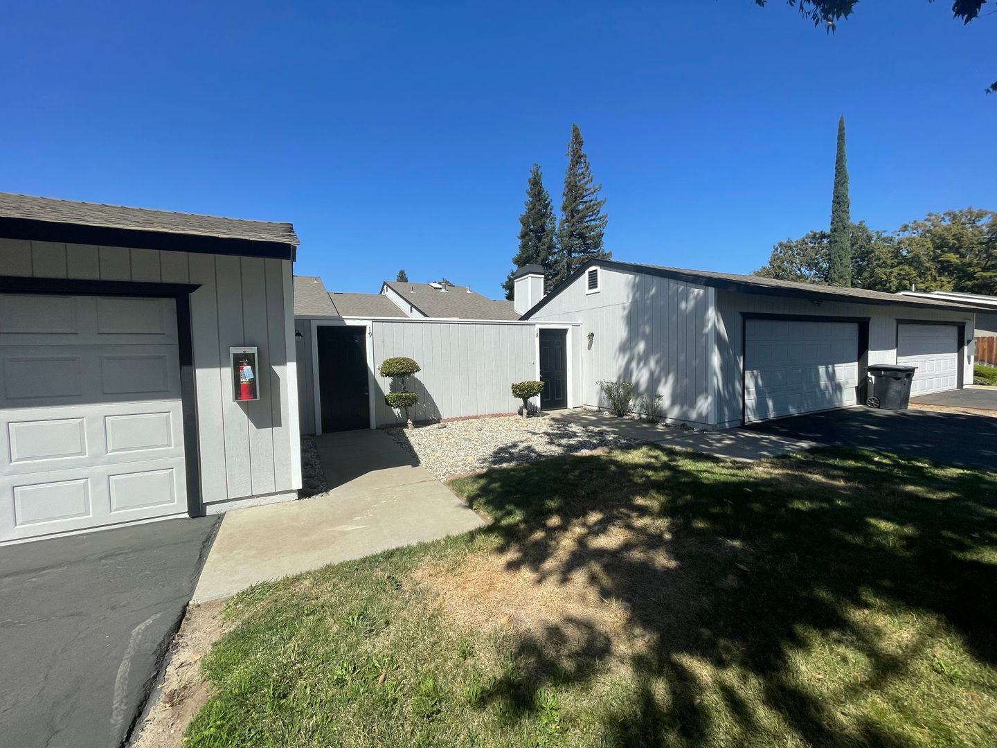 Modesto Condo: 3400 Kingswood Dr #19