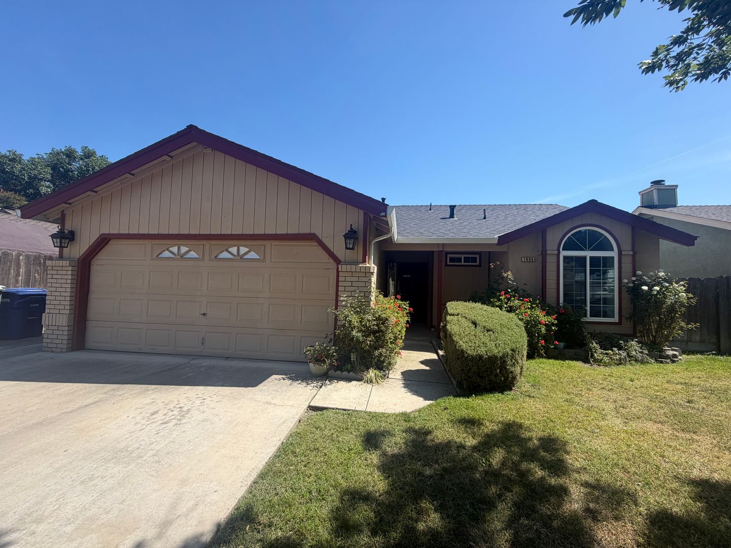 Modesto House: 1904 Nutmeg Ct