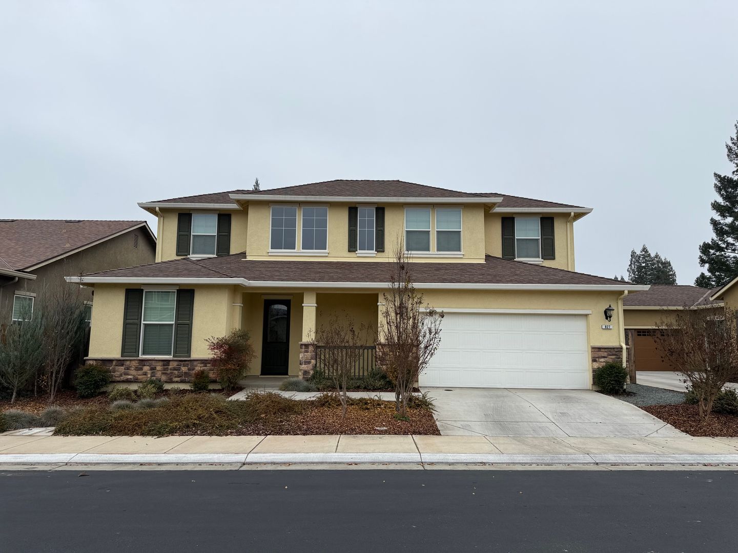 Oakdale House: 827 River Pointe Cir