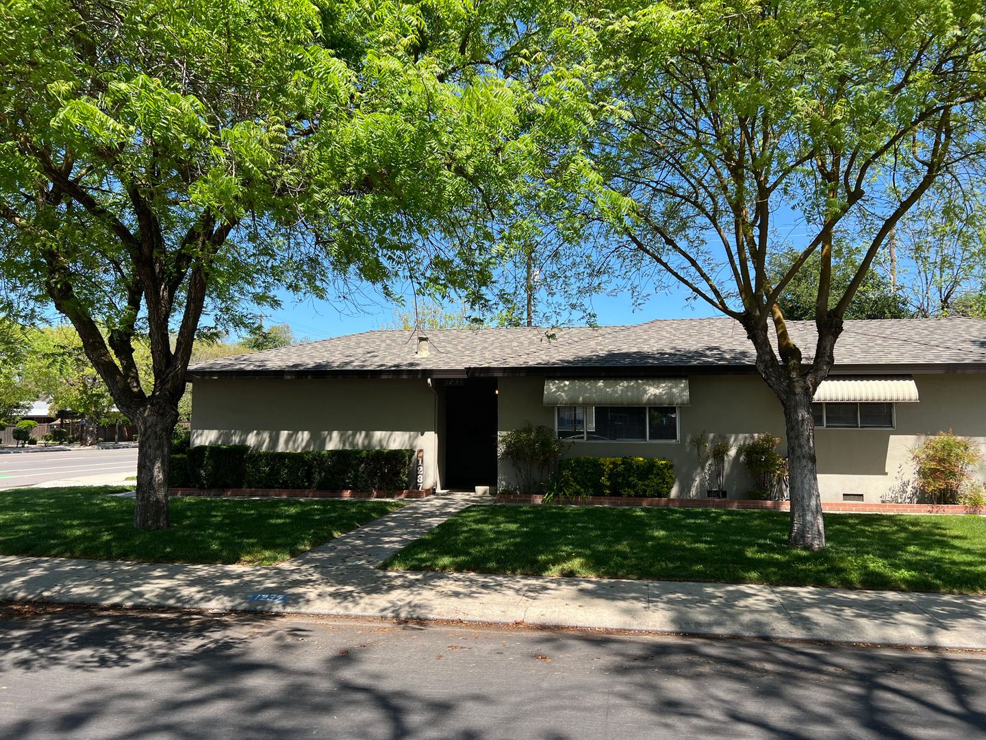 Modesto Apartment: 1237 Cecil Way