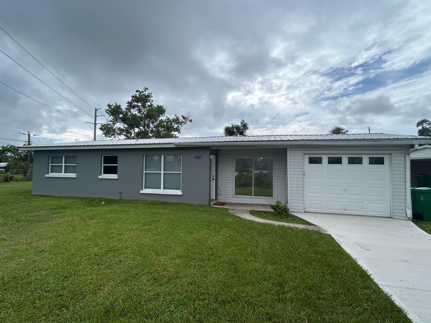 Titusville House: 1750 Cowan Dr.