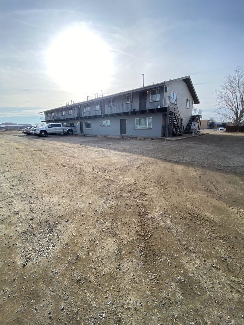 Ontario Apartment: 1123 SW 2nd St