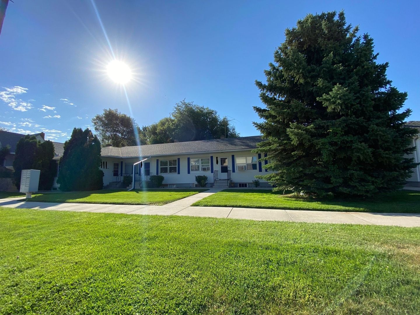 Caldwell House: 725 S 16th Ave #B