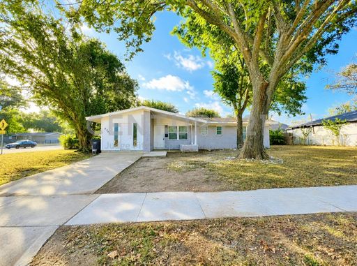 Versatile 3/1.5 in Everman ISD Ready for Move-In! – photo 1