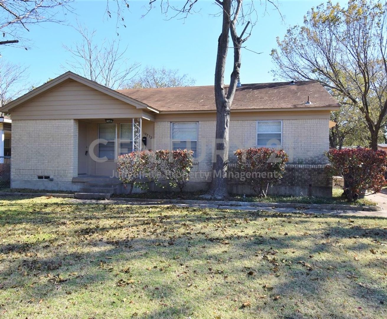 Dallas House: 10232 San Lorenzo Drive