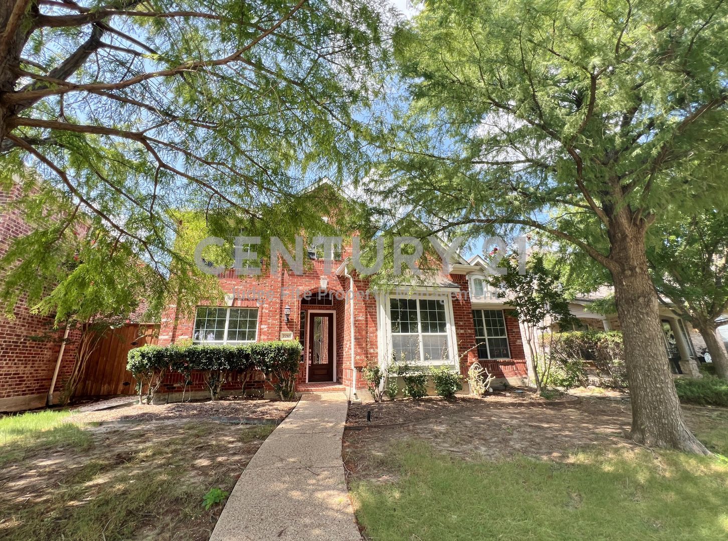 Frisco House: 2210 Fox Crossing Lane