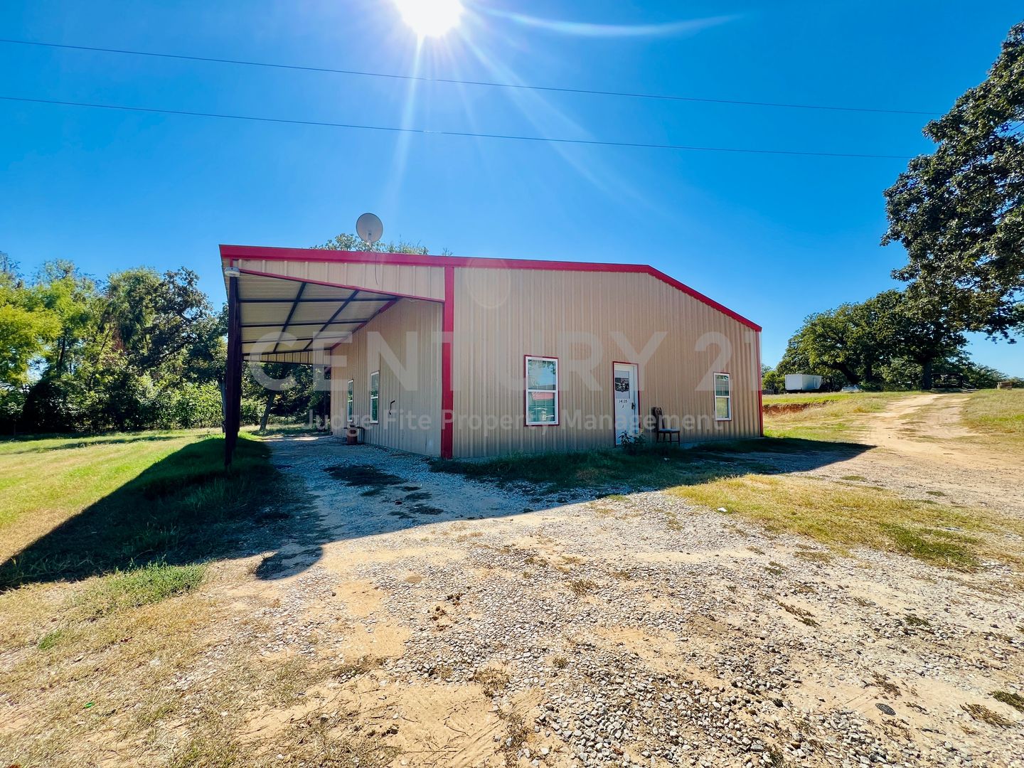 Azle House: 14135 FM 730 N., Unit J