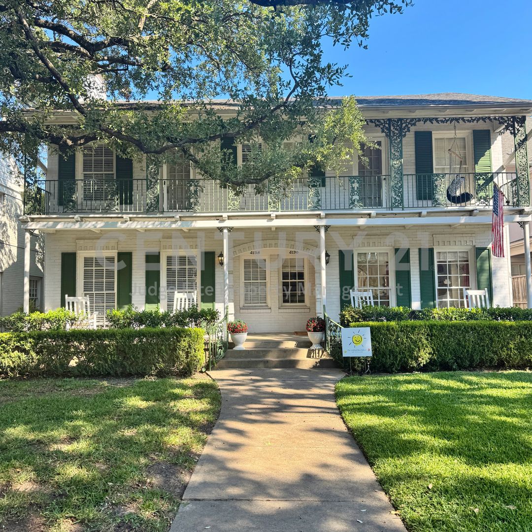 Dallas Townhome: 4138 Grassmere Lane