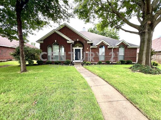 Well Maintained 4/2/2 in Frisco ISD For Rent! – photo 1