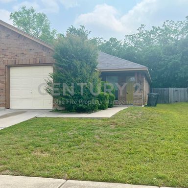 Nice 3/2/1 Duplex in Crowley ISD For Rent! – photo 1