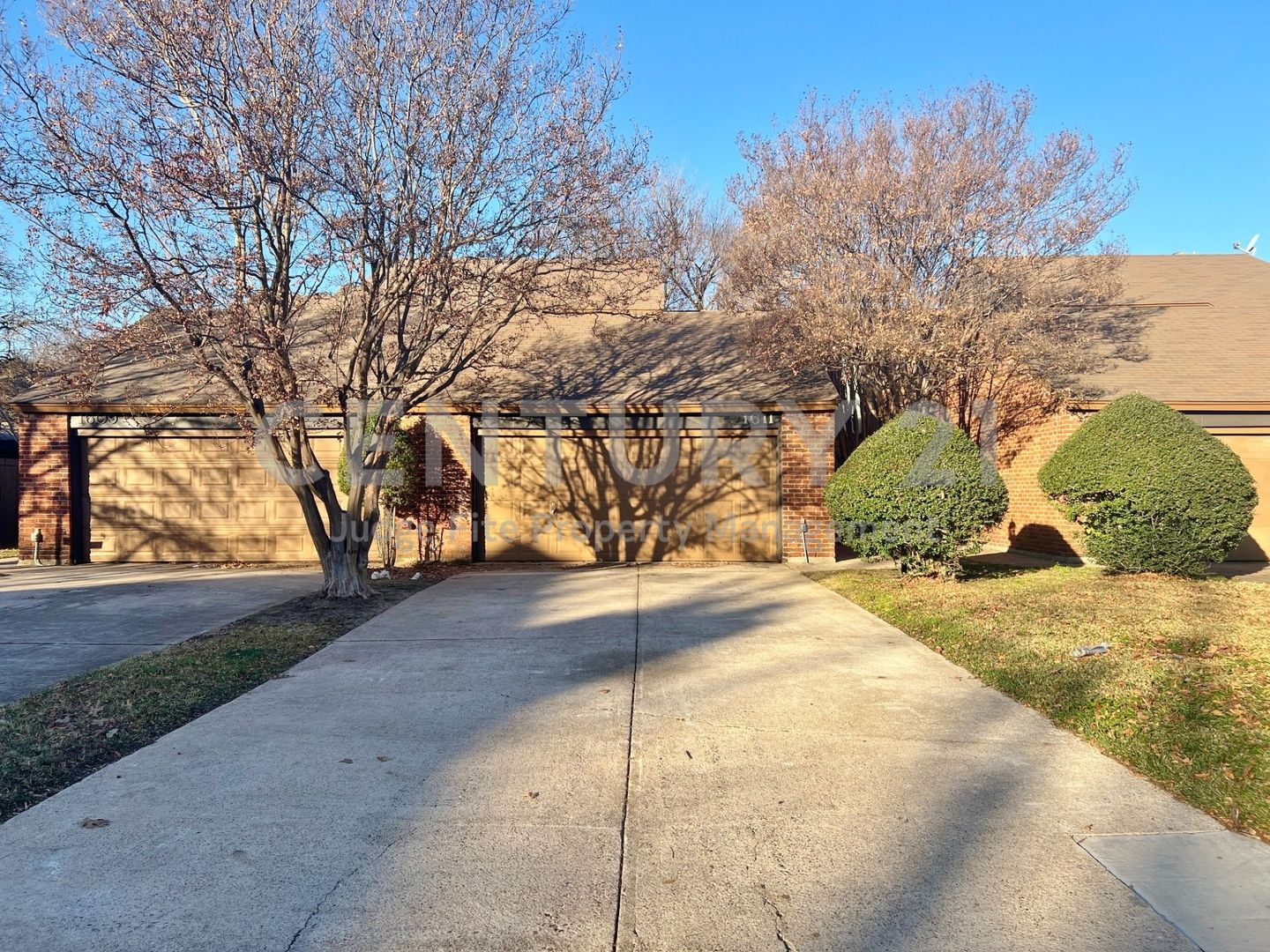 Irving Townhome: 1611 Brentwood Drive