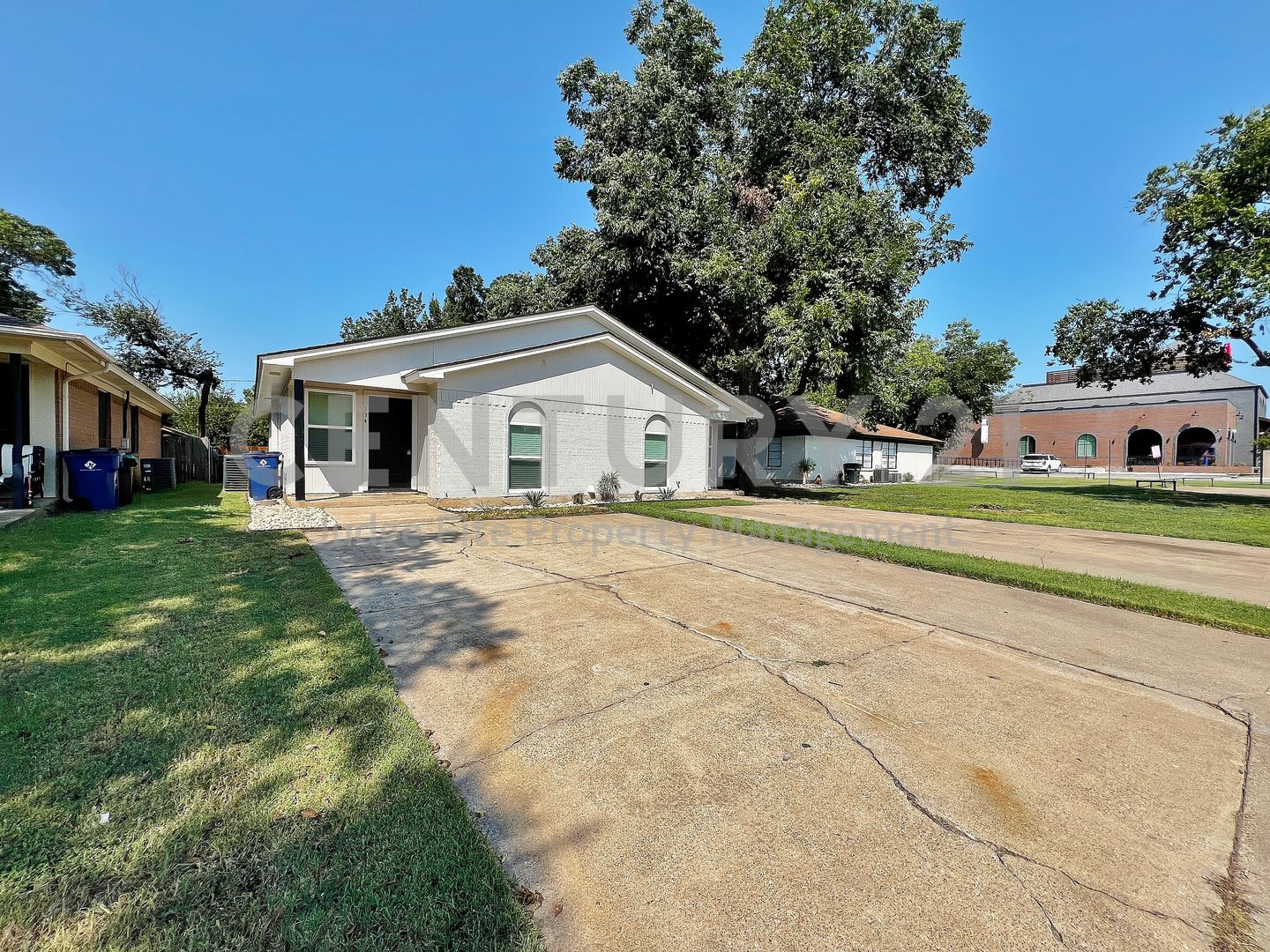 Burleson House: 234 S. Main Street