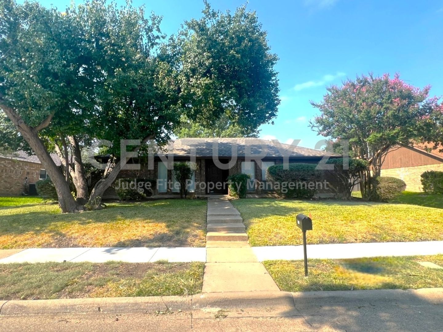 Plano House: 4517 Boston Drive
