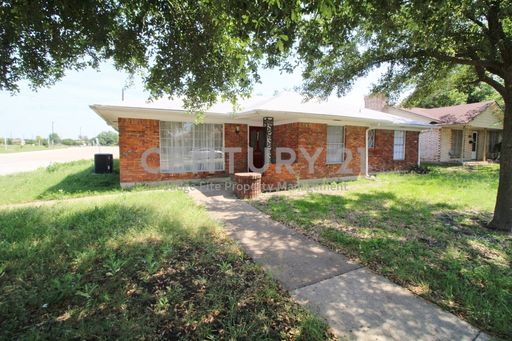 Updated 3/2/2 Situated on Corner Lot in Lancaster Ready For Move-In!
