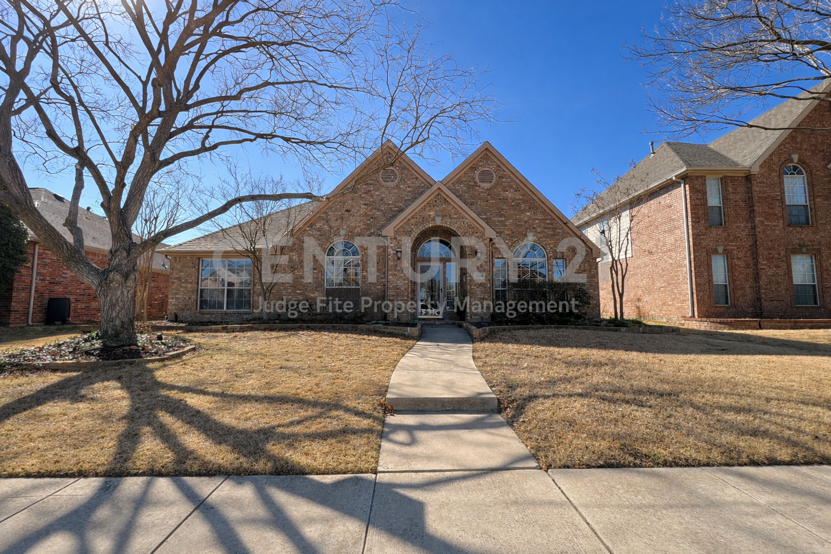 Frisco House: 10401 Forrest Drive