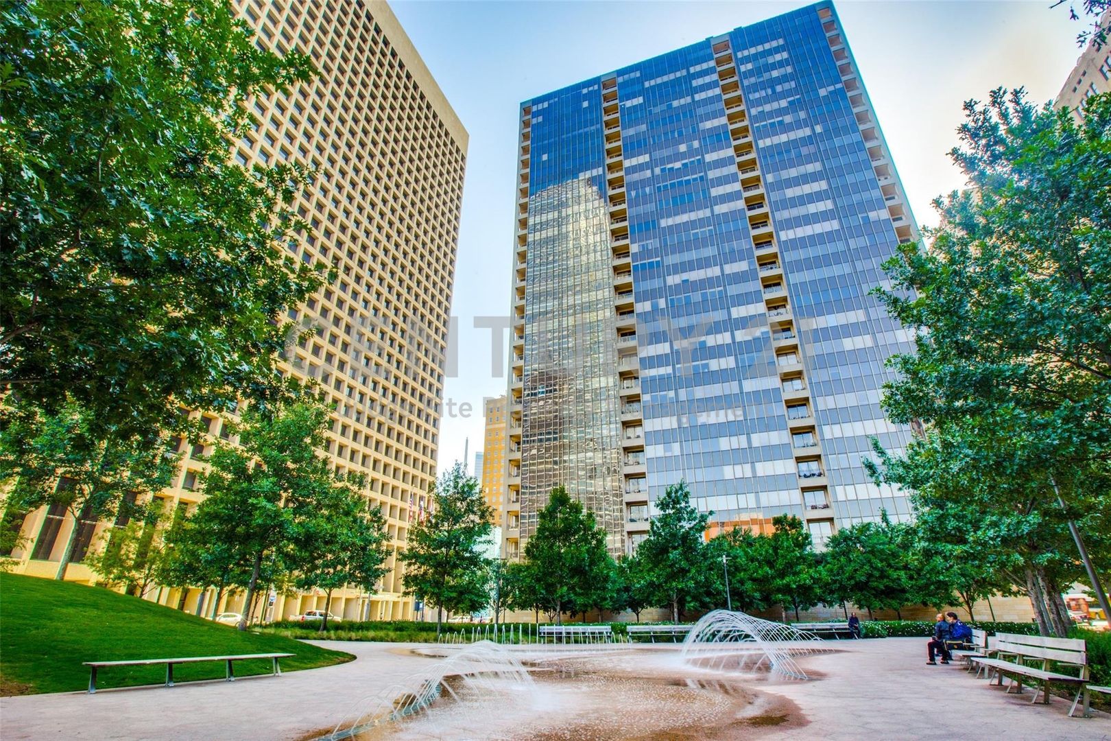 Dallas Condo: 1200 Main Street #506