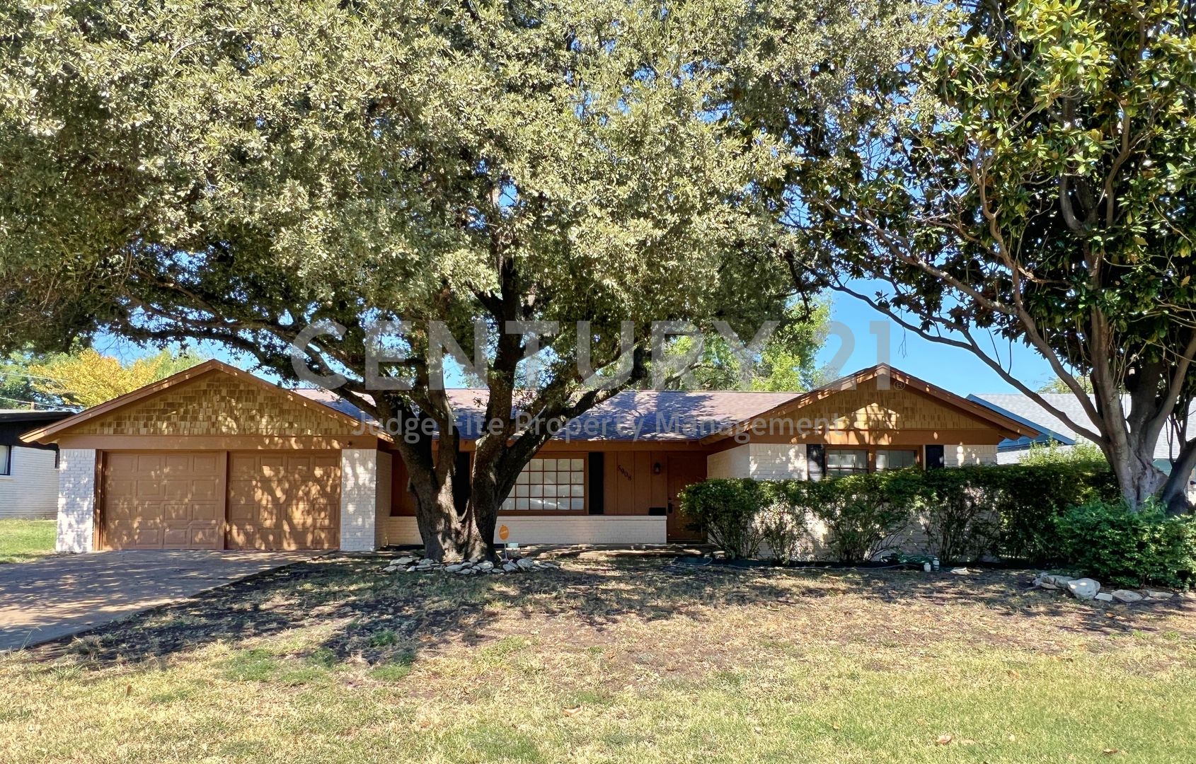 Fort Worth House: 5908 Wedgmont Circle N.