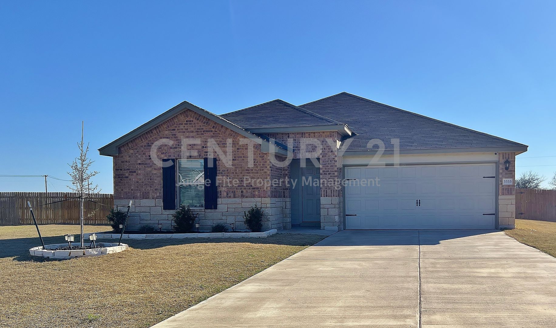 Lorena House: 3333 Brosnan Road