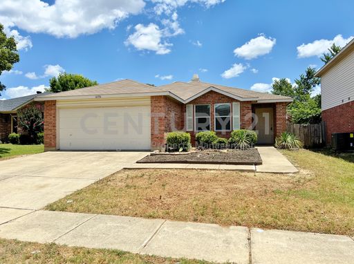 Traditional 3/2/2 in Harriet Creek Ranch For Rent! – photo 1