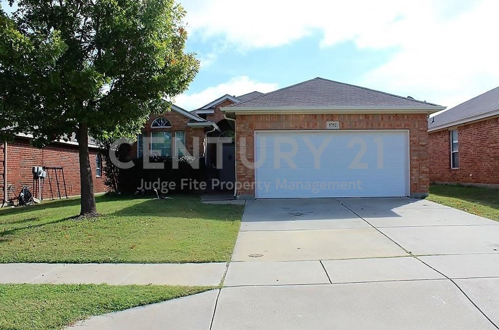 Fort Worth House: 5752 Barrier Reef Drive