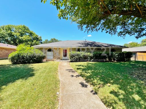 Lovely 3/2/2 in DeSoto For Rent! – photo 1
