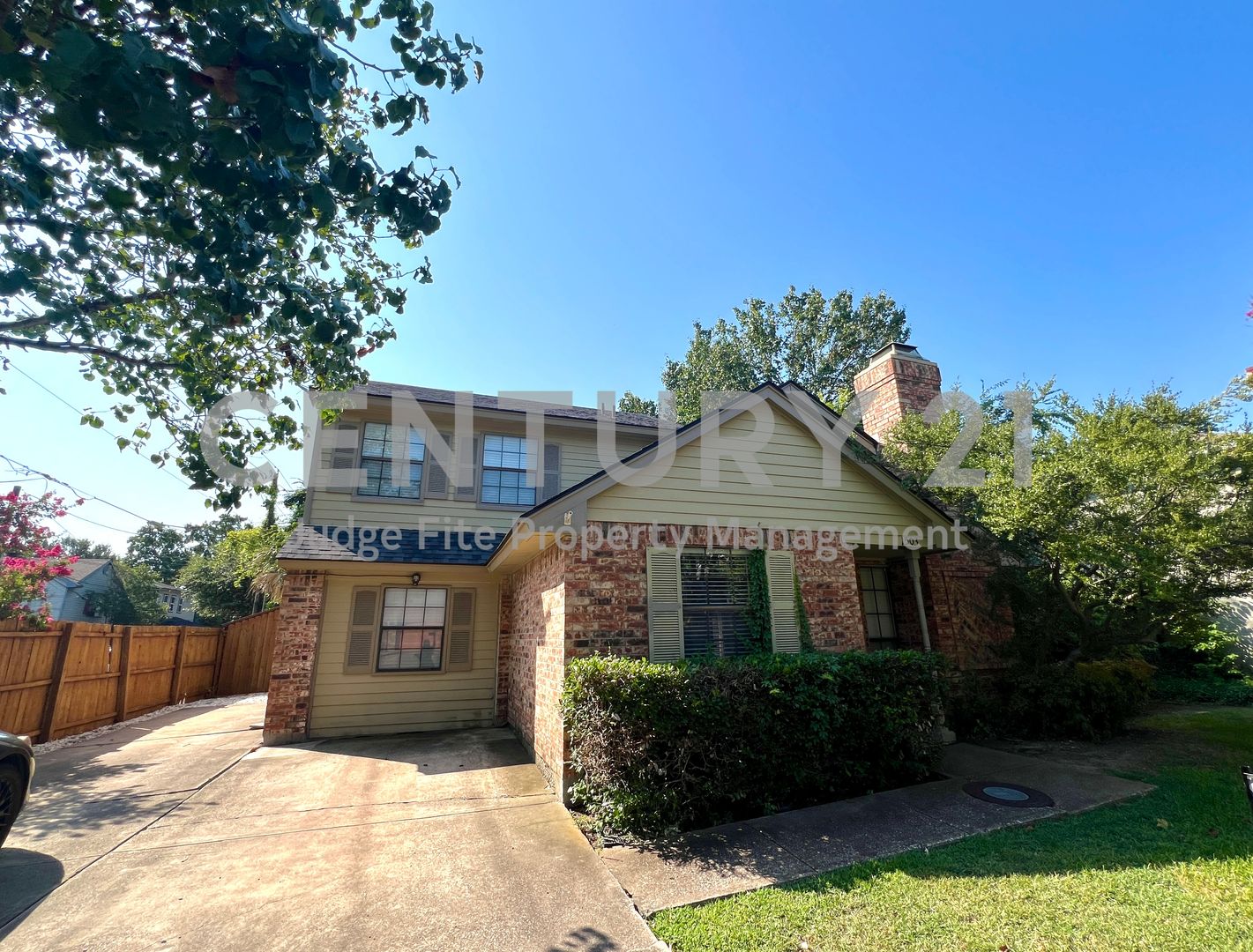 Dallas House: 1503 McCoy Street