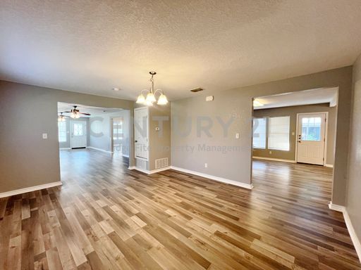 Beautifully Updated 3/2 Within Walking Distance to Tarleton State! – photo 1