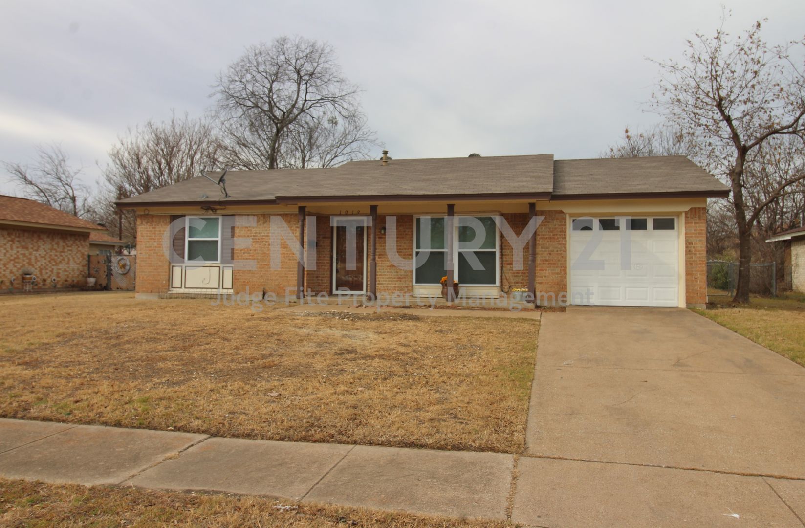 Duncanville House: 1019 S. Alexander Avenue