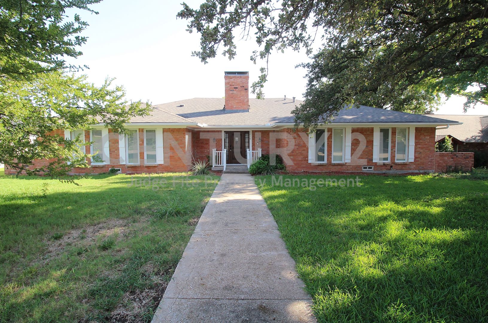 Garland House: 3210 Colonel Circle