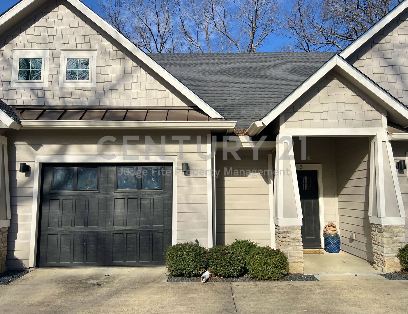 Waxahachie Townhome: 1312 W. Jefferson Street #3
